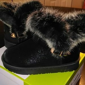 Faux Fur Ankle Boots!